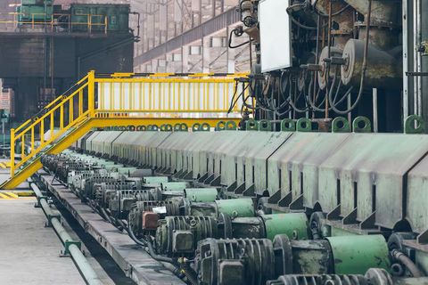Industrial Gensets Explained: Power Generation Systems, Technologies & Industrial Applications